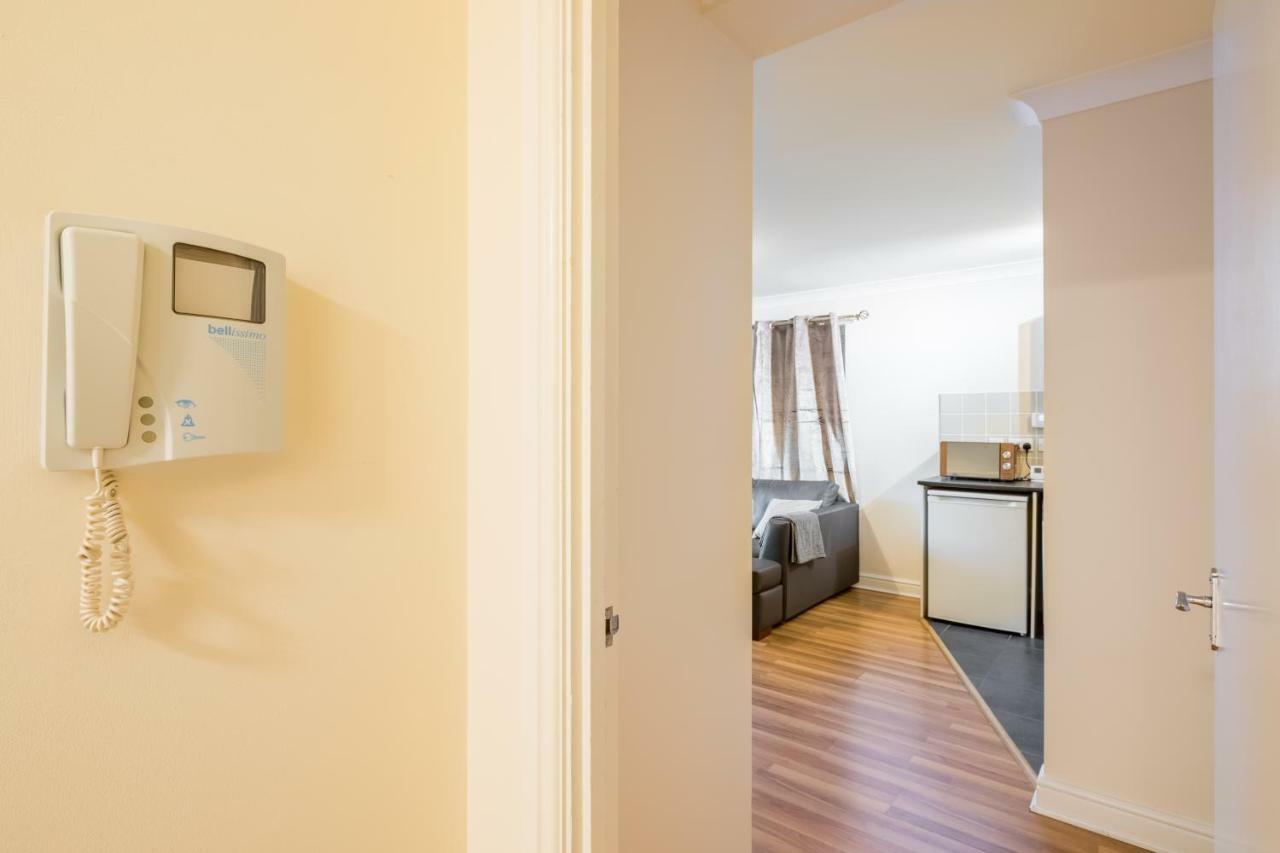 Koala & Tree - Bridge View 1 Bed Apartment - Short Lets & Serviced Accommodation Cambridge Exterior foto